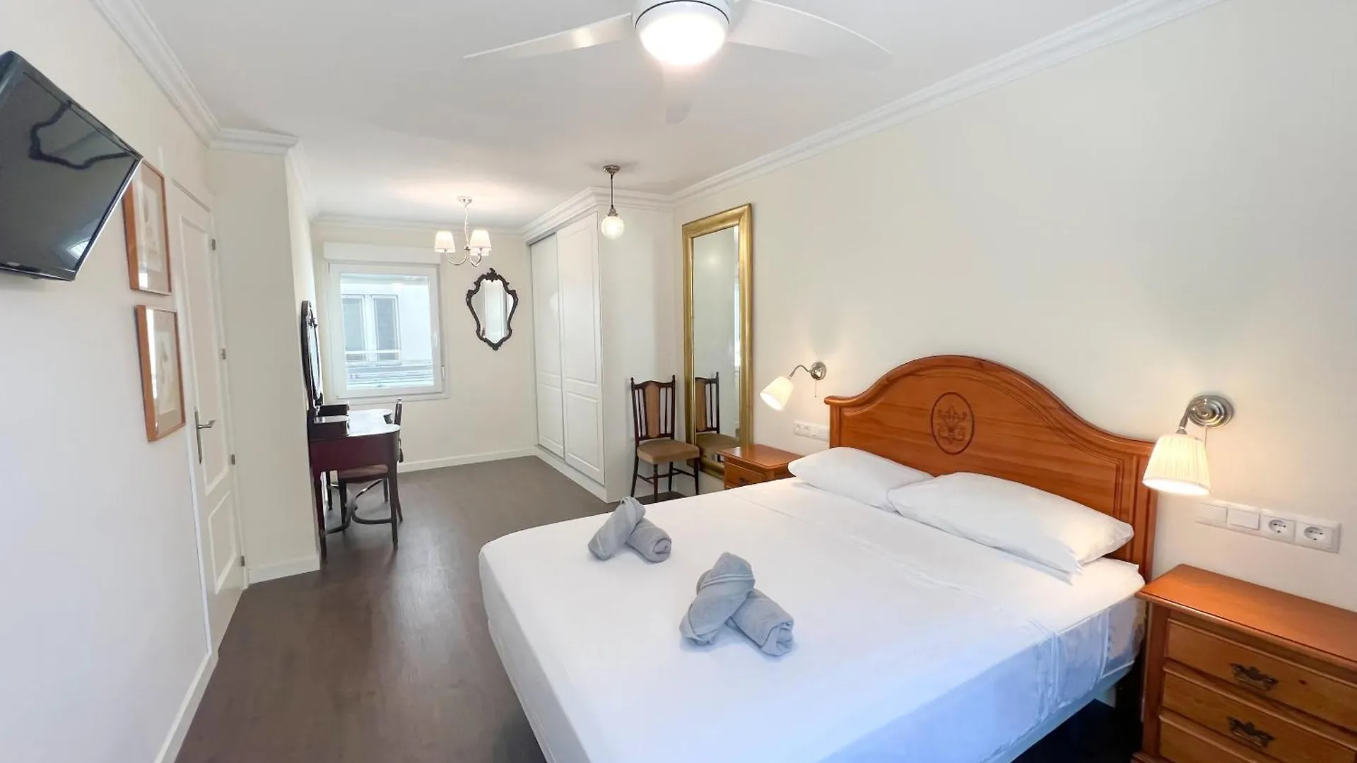 Apartment 150 M From El Palo Beach, Málaga
