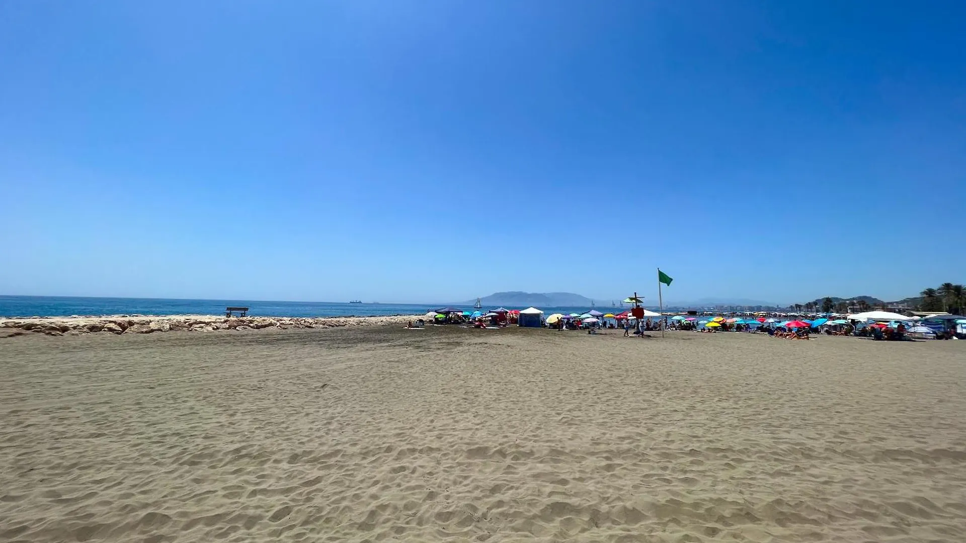Apartment 150 M From El Palo Beach, マラガ スペイン