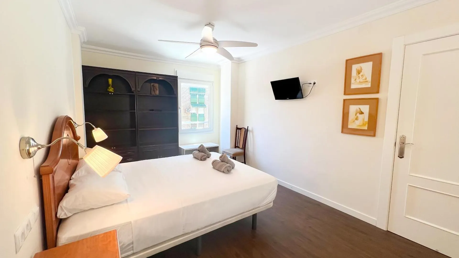 Apartment 150 M From El Palo Beach, マラガ 0*,  スペイン