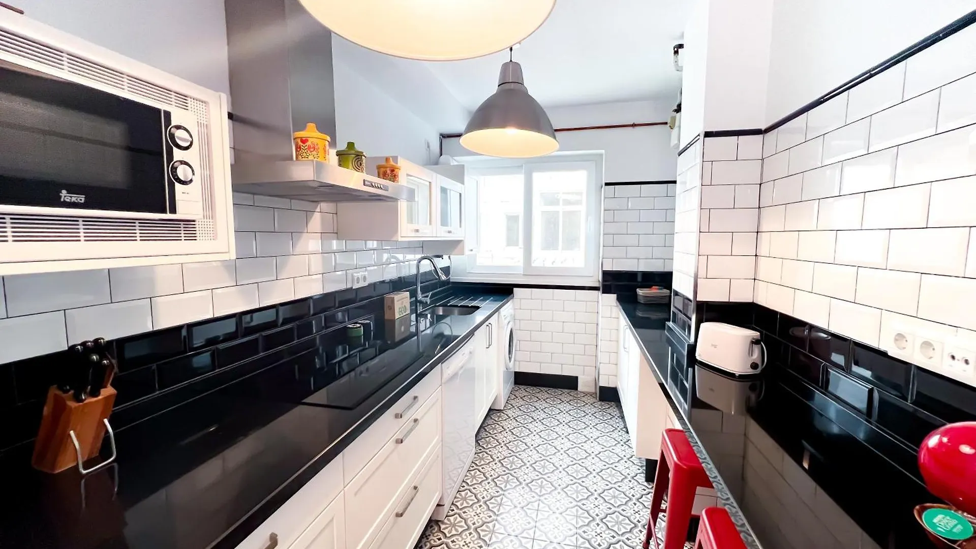 Apartment 150 M From El Palo Beach, マラガ 0*,
